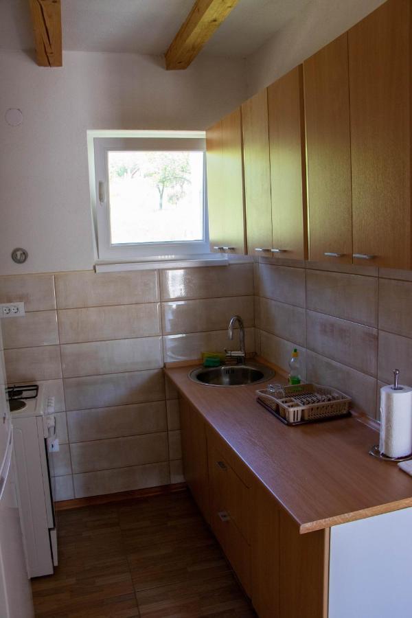 Big Mama'S Apartments Konjic Buitenkant foto