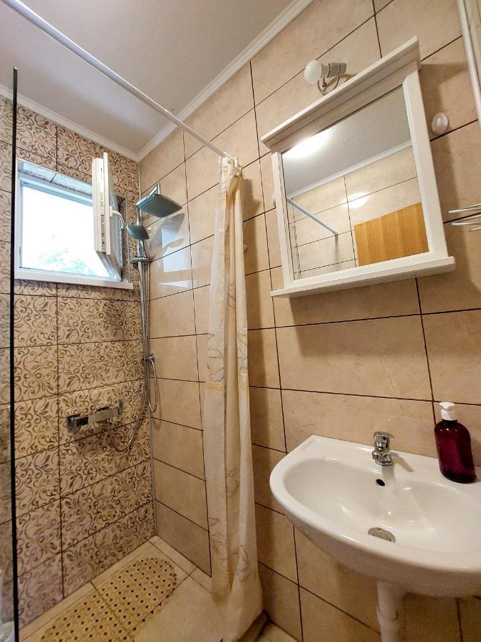 Big Mama'S Apartments Konjic Buitenkant foto